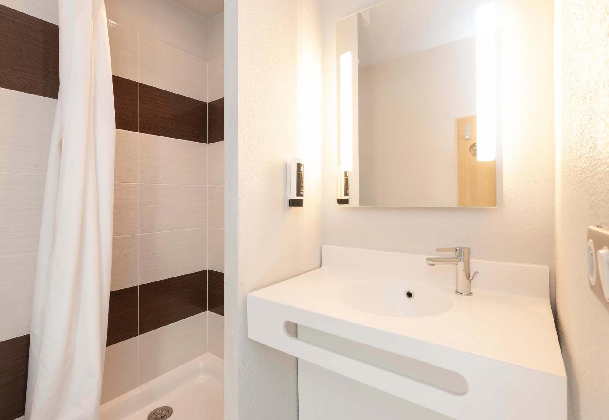 B&B Hotel Pau Zenith Bagian luar foto