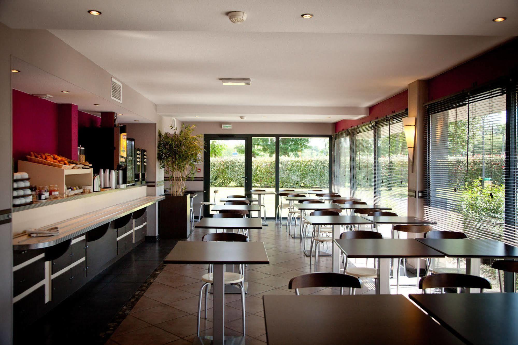 B&B Hotel Pau Zenith Bagian luar foto