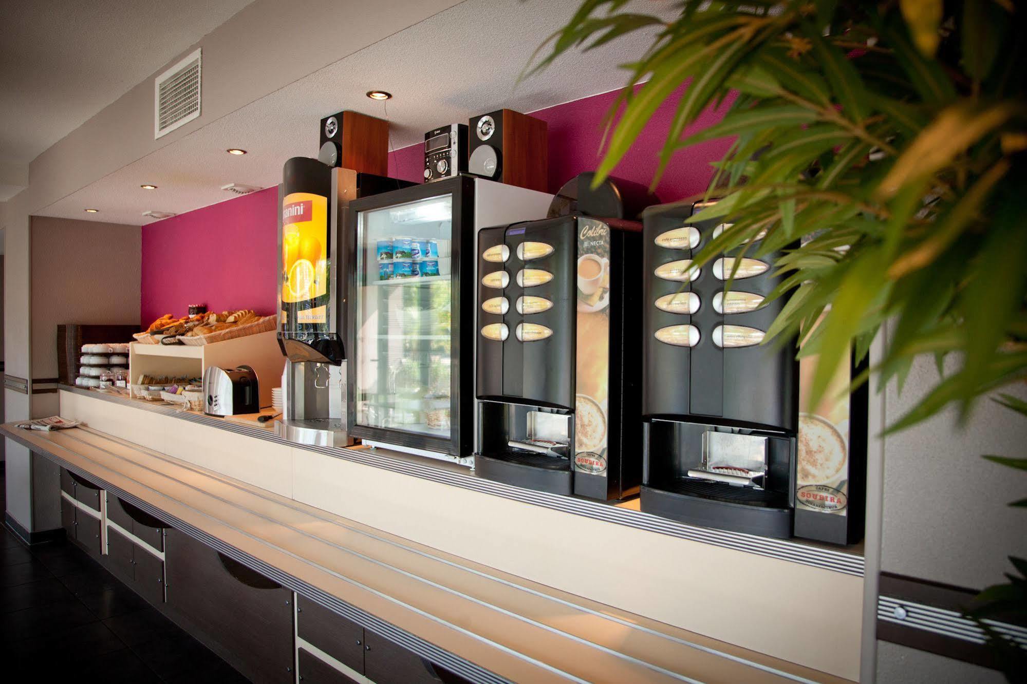 B&B Hotel Pau Zenith Bagian luar foto